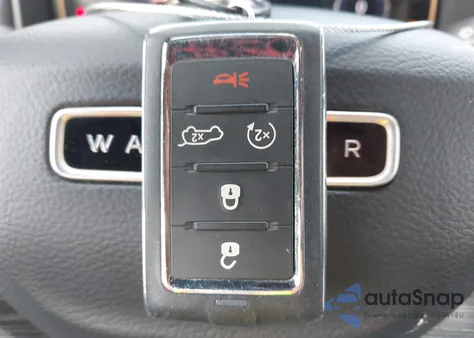 2023 Jeep Wagoneer L Series Ii 4X4 z USA, uszkodzony, nr VIN 1C4SJSBP9PS543907